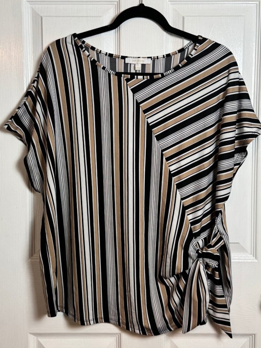Ivy Ridge Women’s XL Striped Tie Front Blouse Short Sleeve Stretch